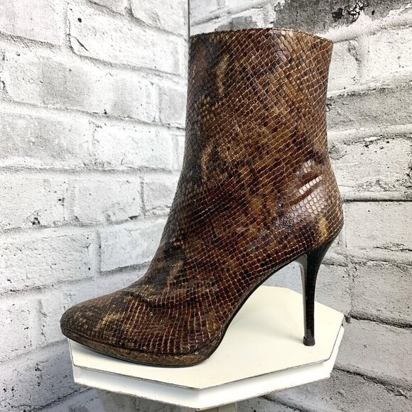 Stuart Weitzman Pointy Toe Snakeskin Leather High Stiletto Heel Booties - Picture 1 of 13